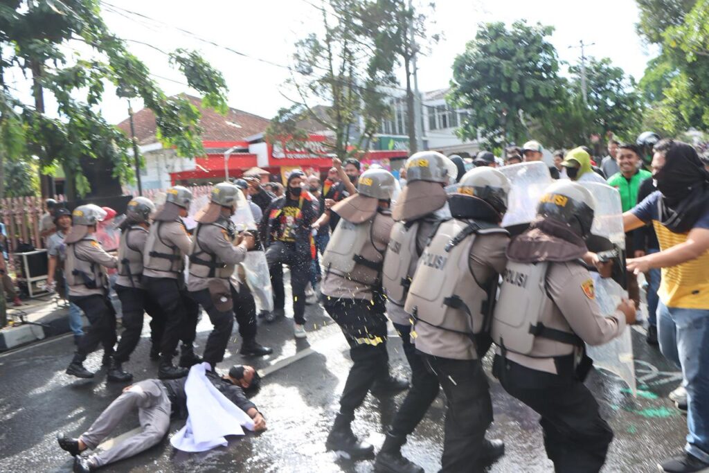 Polres Salatiga Gelar Latihan Kontinjensi, Tampilkan Kesiapsiagaan Hadapi Gangguan Kamtibmas di Hadapan Forkopimda